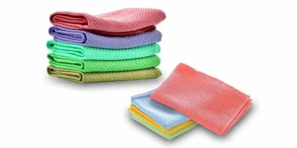 Free Microfiber Cleaning Cloths logo