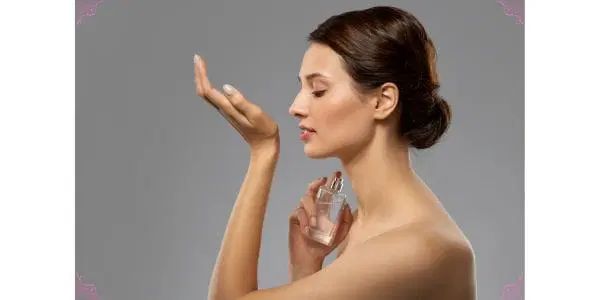 Free Armani Perfume Sample logo