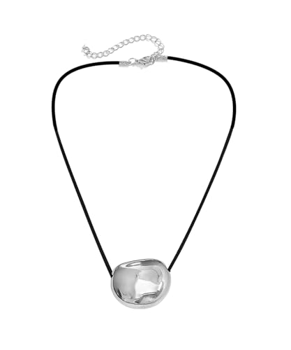 NewLuyer Oval Bead Clavicle Chain Fashionable Geometric Pendant Necklace ProductsLogo